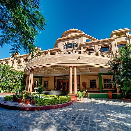 Renest Shraddha Inn - شيردي المظهر الخارجي الصورة